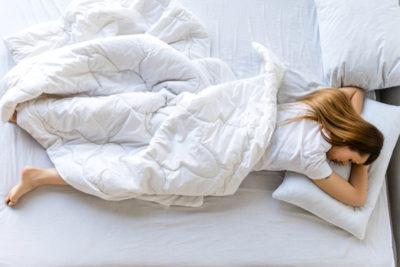 Как правильно спать, чтобы просыпаться по-настоящему отдохнувшим