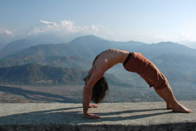 Осознайте свое Высшее Я вместе с практикой Гималайской йоги: особенности и видео-уроки